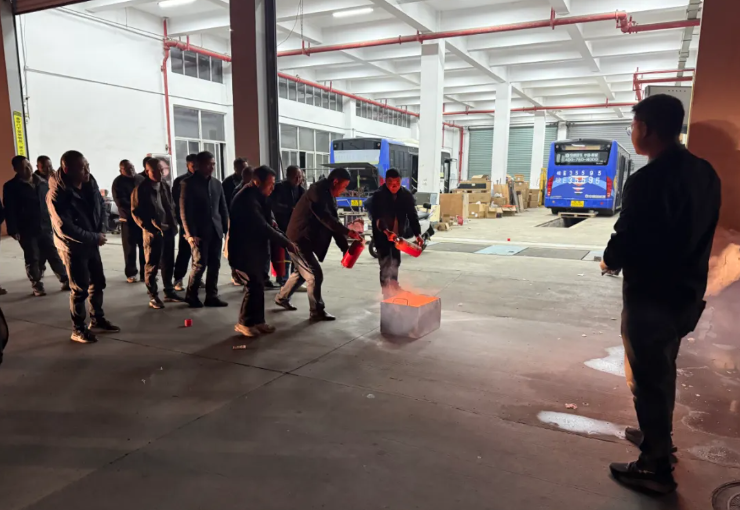 馬鞍山長客：當涂長客召開駕駛員安全機務例會并開展消防演練