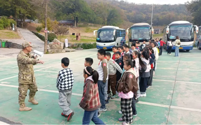 馬鞍山長客：圓滿完成含山縣中小學秋季研學運輸任務