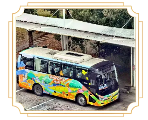 婺源公交：站點巴士“曬秋”主題車貼全面上線 四季度的沖刺與綻放
