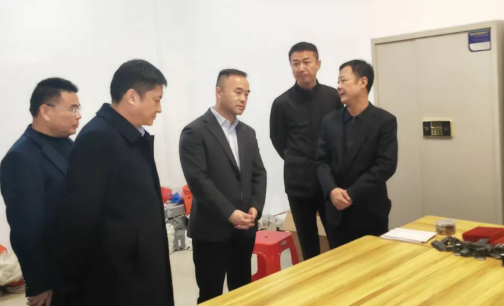 劉磊、占梁調(diào)研上饒汽運鉛山片區(qū)