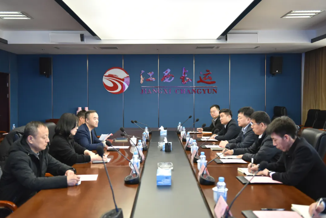 宇通客車(chē)到江西長(zhǎng)運(yùn)交流 劉磊、穆孫祥出席