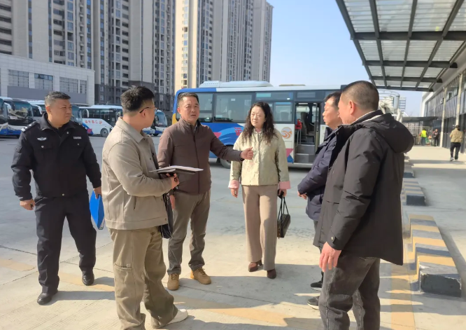 市安監(jiān)局、市公安局領(lǐng)導(dǎo)赴萬(wàn)安長(zhǎng)運(yùn)檢查指導(dǎo)安保工作