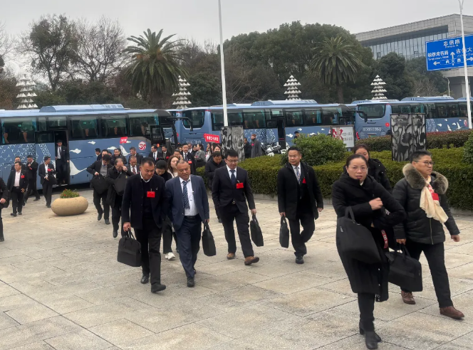 吉安長(zhǎng)運(yùn)：圓滿完成市人大、政協(xié)“兩會(huì)”運(yùn)輸保障工作