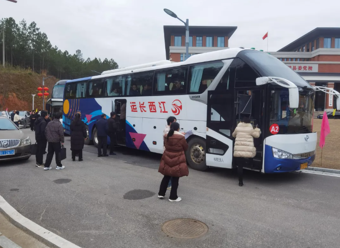 景德鎮(zhèn)長運：圓滿完成浮梁縣“兩會”代表、委員視察運輸服務任務