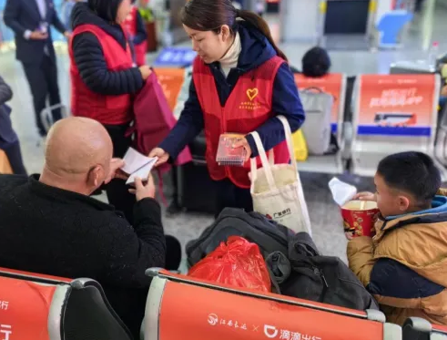 都市城際公交 黨建引領消保路 暖心護航返鄉(xiāng)途